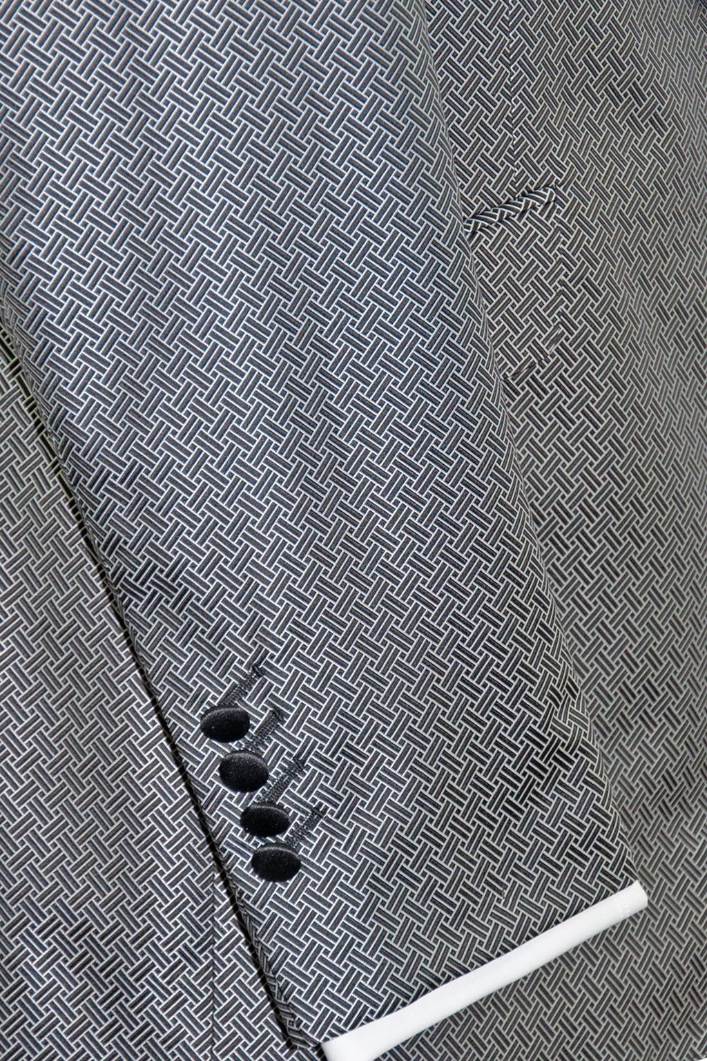 The Wickford Black and White Geometric Dinner Suit