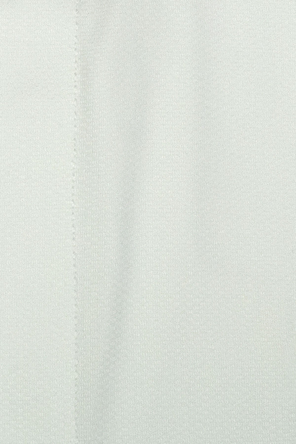White Cutaway Point Collar Weave Shirt Close Up